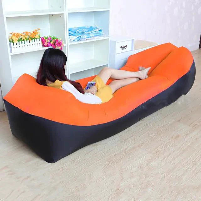 Mandotos AirLounge Elite sofa bed in a modern living room, showcasing its stylish design and versatile comfort.