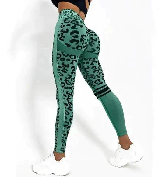 Mandotos chic leopard print high-rise yoga tights, form-fitting with a comfortable waistband, designed for active wear and stylish fitness.