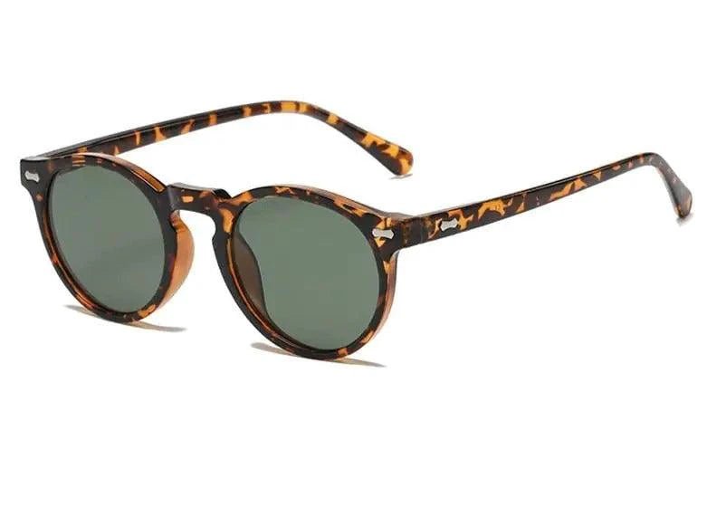 Mandotos chic round UV-block sunglasses with black frames and dark lenses, stylish accessory for sun protection