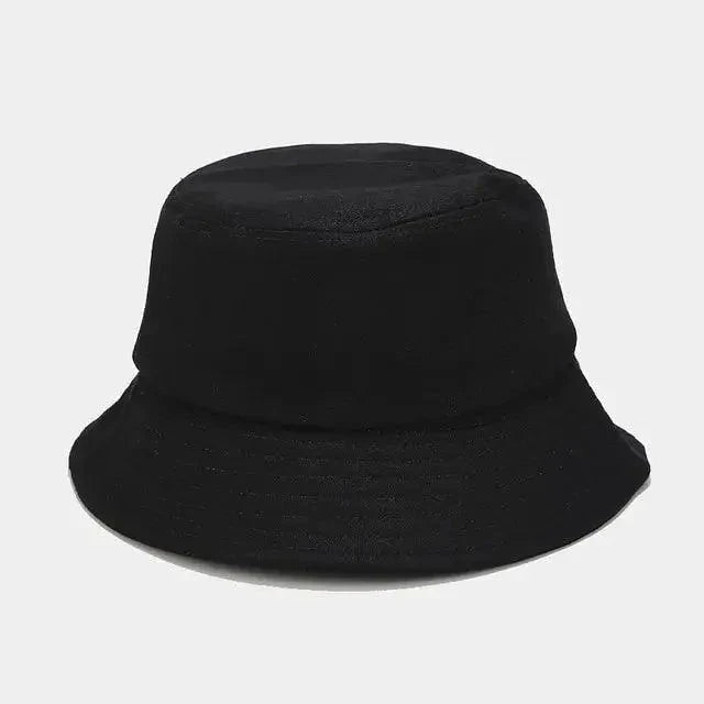 Mandotos portable sun hat with wide brim and breathable material, ideal for outdoor protection and stylish summer wear.