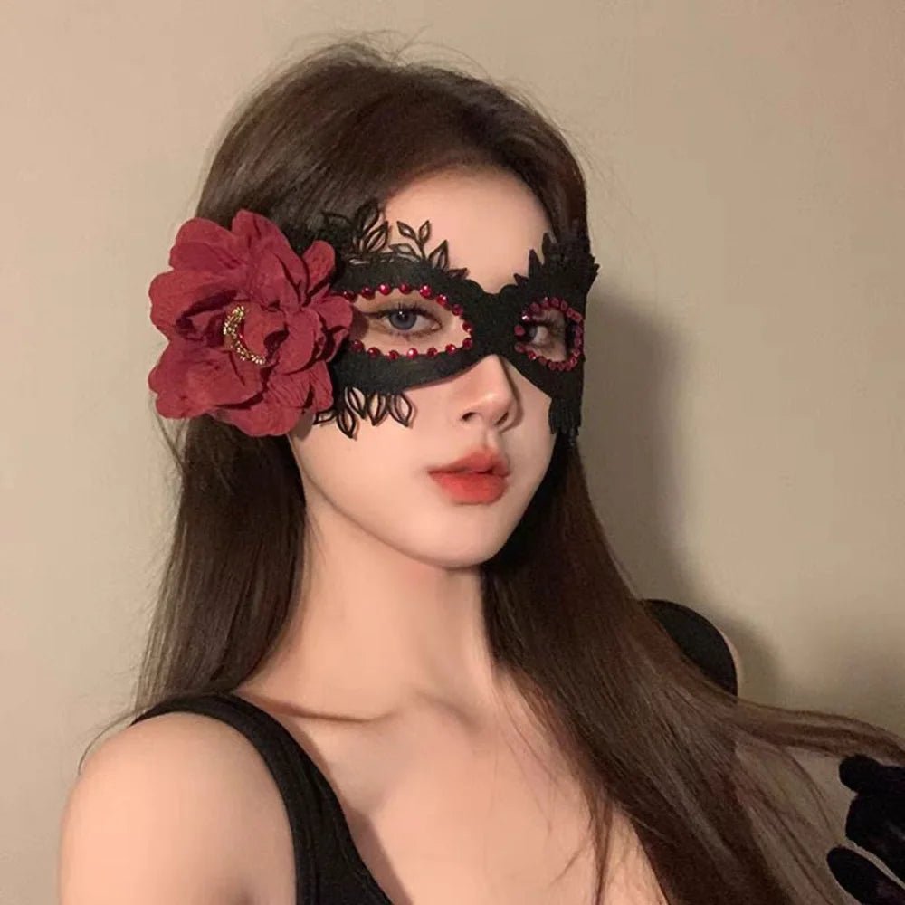 Elegant black lace half-face masquerade mask with intricate Gothic design, perfect for fancy dress, Halloween, and themed events.