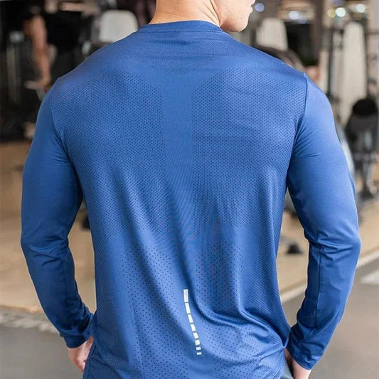 Mandotos men's long sleeve sports fitness shirt for badminton, running, and training, made of quick-dry, lightweight, breathable fabric.