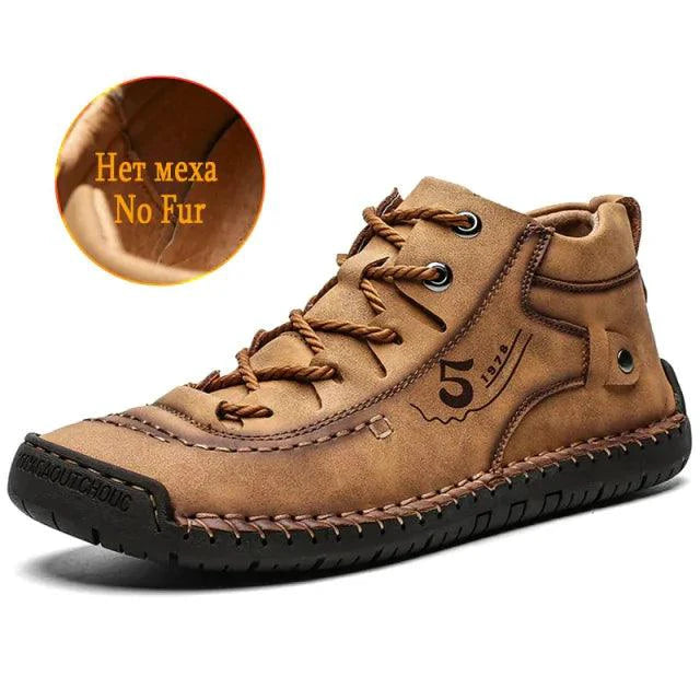 Mandotos premium microfiber leather boots with sleek design and sturdy soles, ideal for stylish everyday wear.