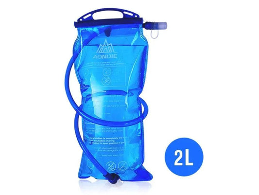 Mandotos running water bag backpack sports vest with hydration bladder and adjustable straps for outdoor exercise.