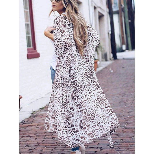 Mandotos Safari Chic Kimono featuring a stylish, lightweight design with a leopard print pattern and relaxed fit.