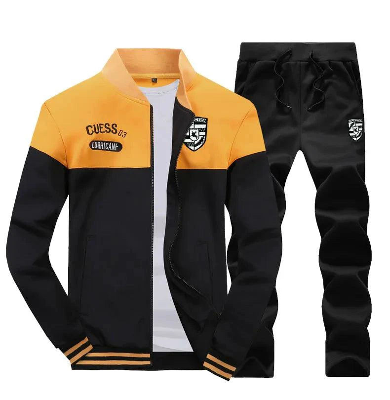 Mandotos two-piece men's casual outfit with comfortable pants and sweater, perfect for relaxed everyday wear.