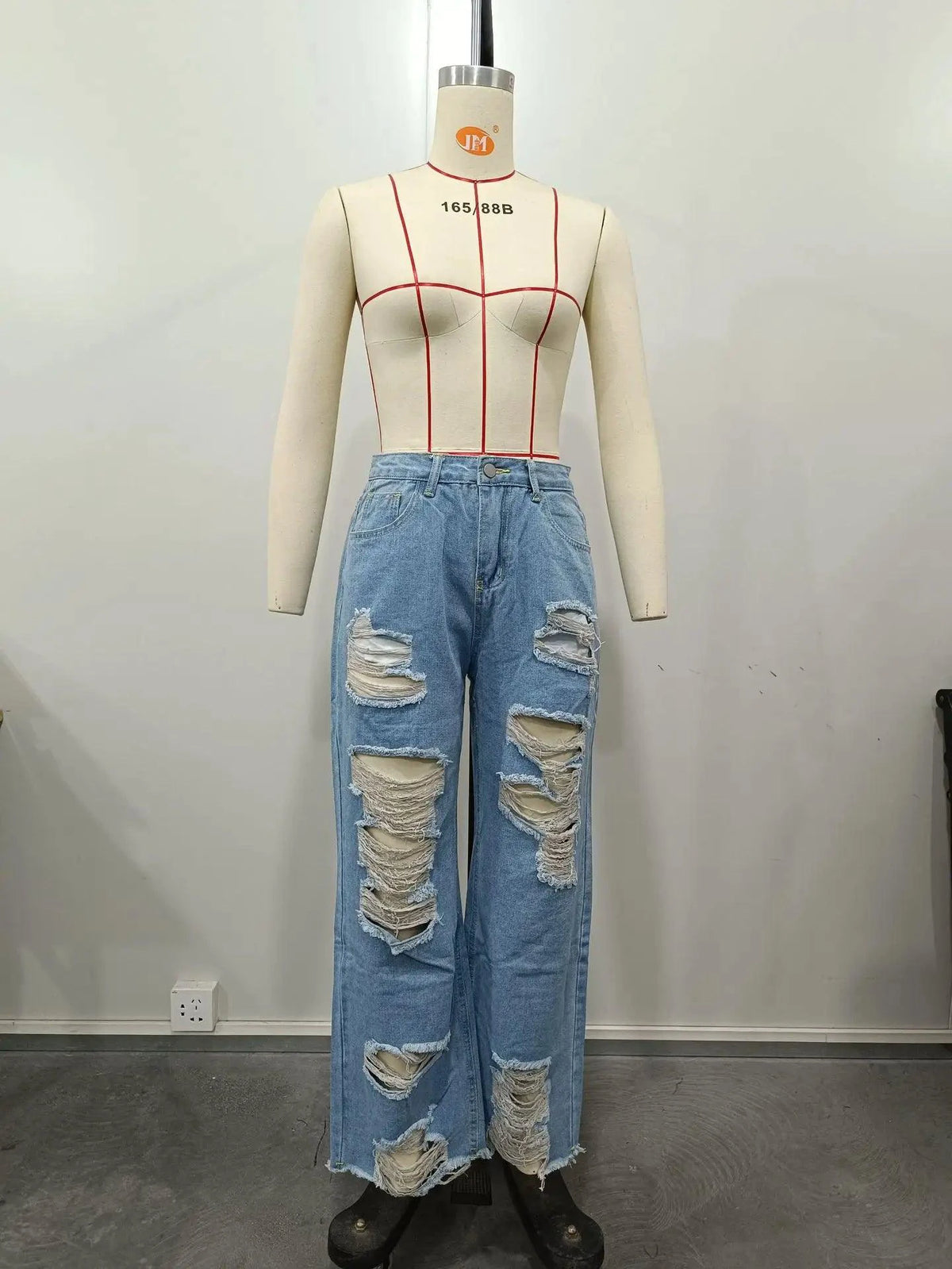 Mandotos Burnt Flower high waist jeans for women, casual denim trousers with floral design, perfect for spring and summer wear.