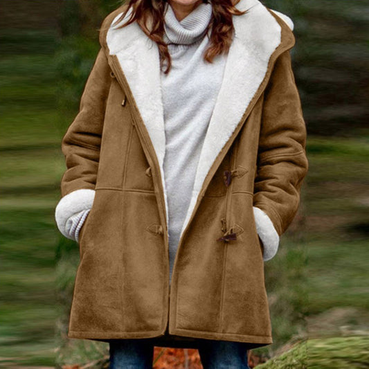 Chaqueta con capucha y forro sherpa con cremallera y botones — Abrigo polar con capucha cálido