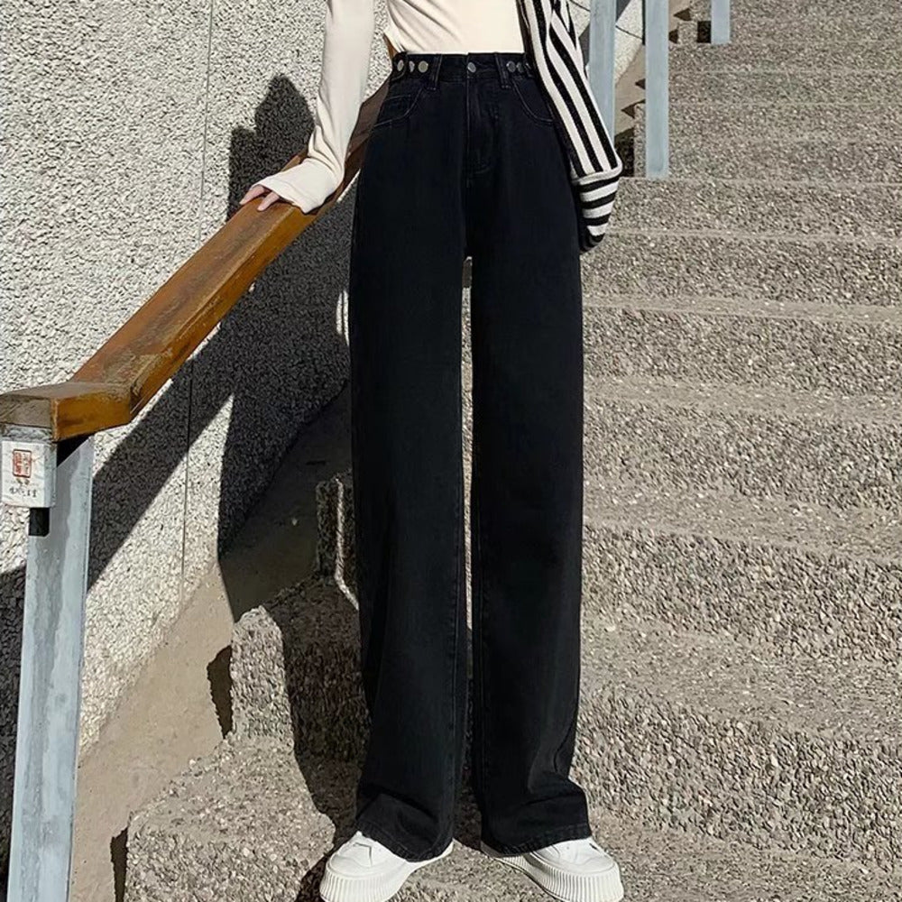 Chic Slim Loose-Fit Women's Jeans