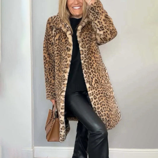 Chaqueta de peluche con estampado de leopardo — Prenda de abrigo de corte medio holgada y cómoda