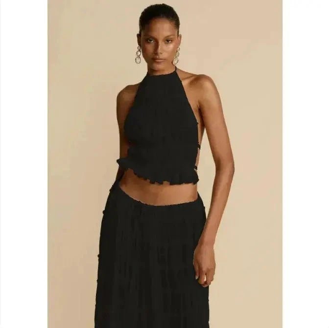 Mandotos 2-piece chic halter dress suit set featuring a stylish halter top and matching skirt in elegant fabric.