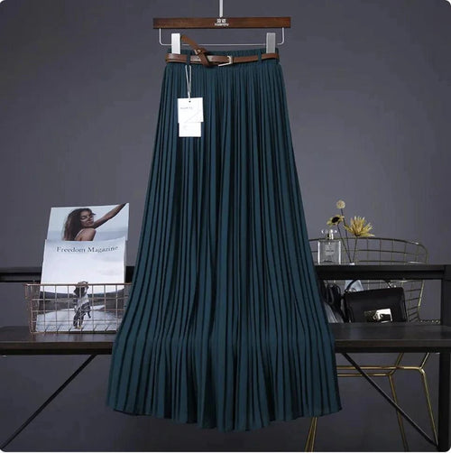 Mandotos Chic & Grace pleated chiffon skirt with flowing design, showcasing elegant, lightweight fabric and a stylish, feminine silhouette.