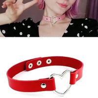 Mandotos chic leather collar with stylish design and metal buckle for pets, made from high-quality leather.