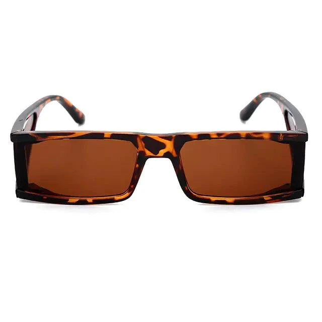 Mandotos chic retro rectangle shades with black frames and tinted lenses, stylish sunglasses for a vintage-inspired look.