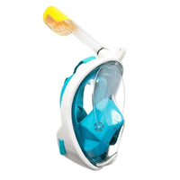 Mandotos ClearView snorkel mask with 180° vision and anti-fog technology, ideal for underwater adventures and snorkeling.