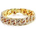 Mandotos Clyde Elegance gold bracelet with intricate chain design and polished finish, stylish jewelry accessory for women.
