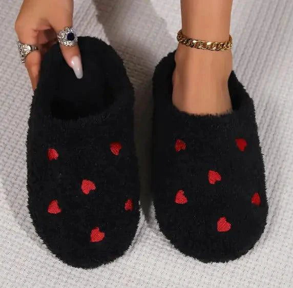 Mandotos Cushy Heart Top Fluffy Slippers featuring soft, plush material and a cute heart design for cozy comfort.