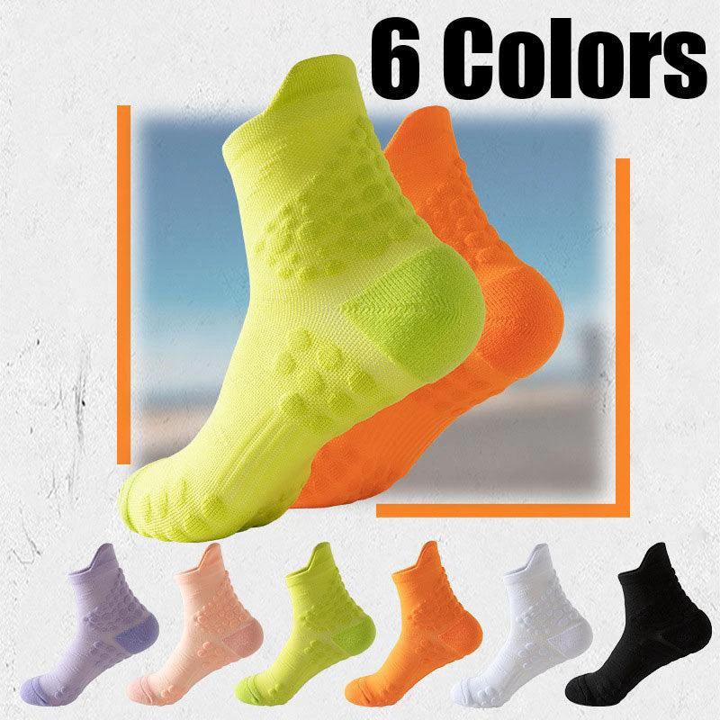 Mandotos TrailBliss women's crew socks, 6 pairs, cushioned, breathable, anti-odor, ideal for hiking, running, and cycling activities.