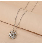 Mandotos four-leaf clover necklace made of non-fading light titanium steel, showcasing a luxury and elegant jewelry design.