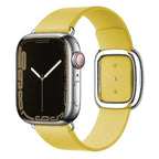 Mandotos elegant leather strap showcasing smooth, high-quality leather with precise stitching for a stylish accessory.