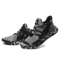 Mandotos Featherweight outdoor running shoes with breathable mesh upper and versatile design for active outdoor wear.
