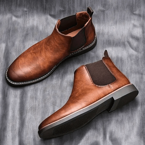 Mandotos Gentleman's Choice leather boots with classic design, showcasing high-quality brown leather and sturdy sole.