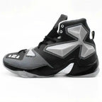 Mandotos high-performance outdoor basketball kicks with durable sole and supportive design, suitable for outdoor courts.