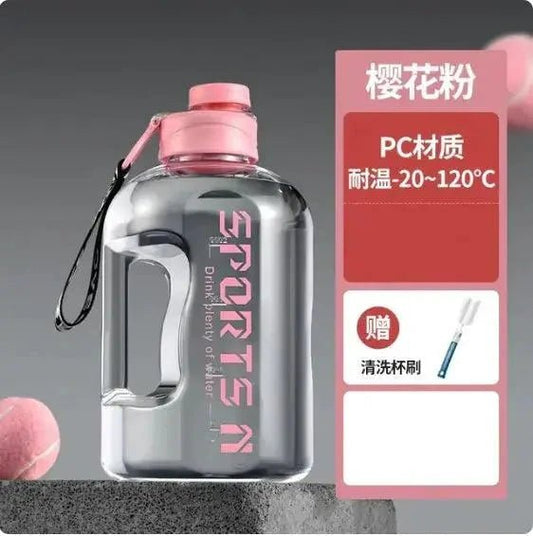 Mandotos HydroPro cycling water bottle, leakproof and lightweight, designed for gym workouts and staying hydrated during cycling.