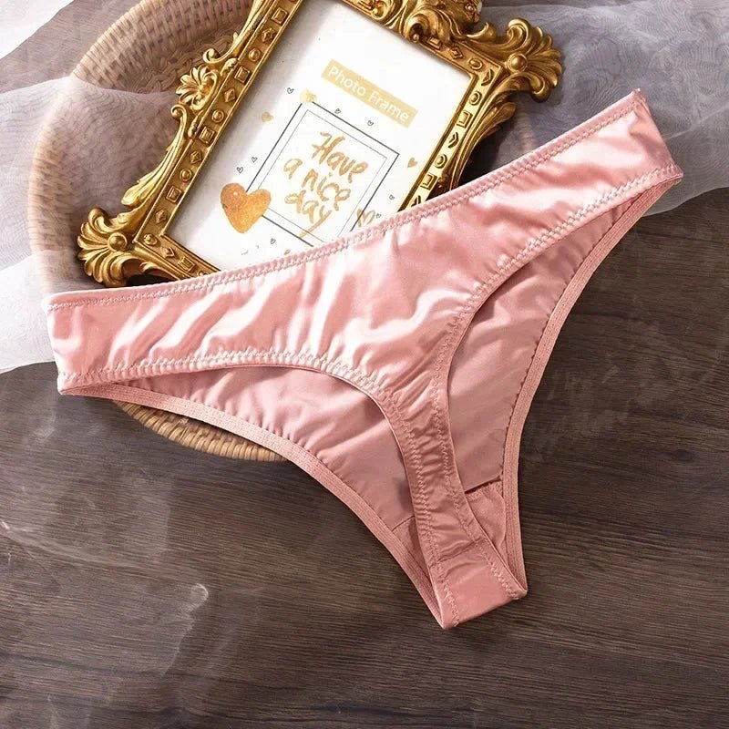Mandotos Ice Silk women's low waist seamless panties with quick-drying, breathable, skin-friendly fabric, lingerie underwear.