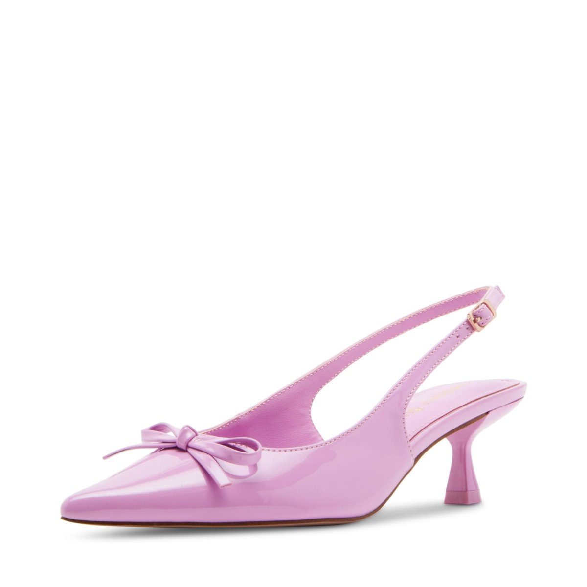 Madden Girl chic violet pumps in size 9.5 with sleek design, featuring pointed toes and stylish heel for fashionable look.