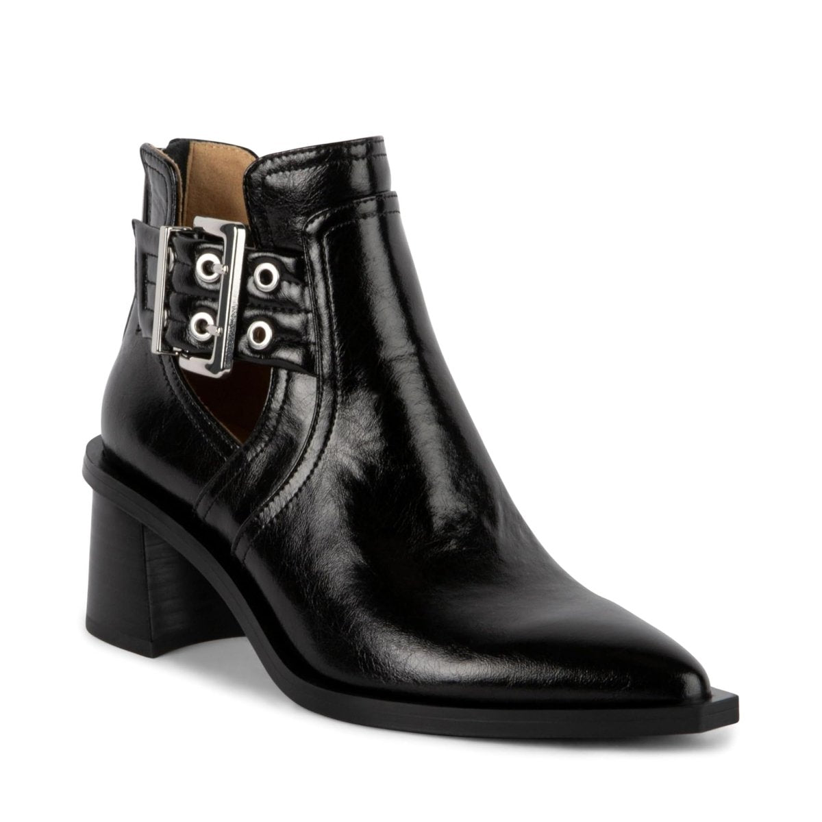 Steve Madden Gatewood chic ankle boots by MANDOTOS INTERNATIONAL, stylish black leather footwear with block heels.