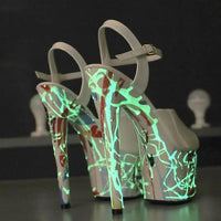 Mandotos lustrous leather stilettos with pointed toes and sleek heel, stylish women's high-heeled footwear.