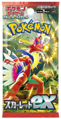 Mandotos Pokémon TCG SV1S Scarlet ex Booster pack with 5 cards, featuring vibrant Pokémon illustrations and collectible game cards.