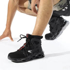 Mandotos puncture-proof work shoes with durable safety toe and slip-resistant sole, designed for industrial safety.