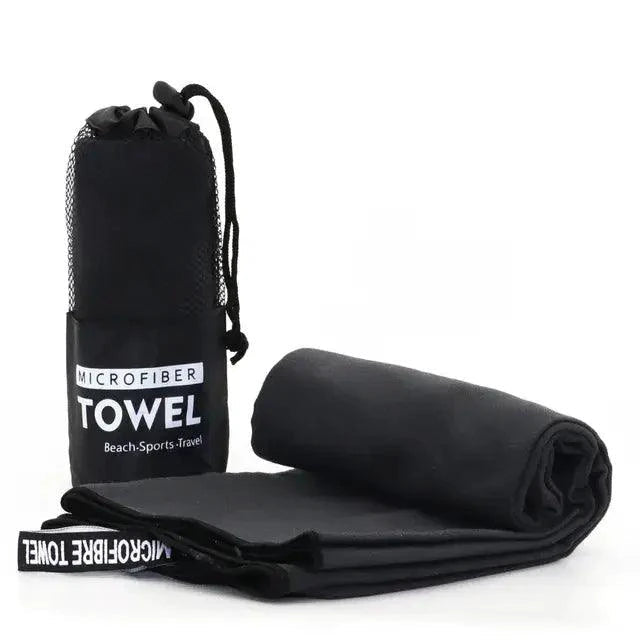 Mandotos Speedy Absorb Microfiber Towel spread flat, showing soft, lightweight fabric ideal for quick-drying and travel use.