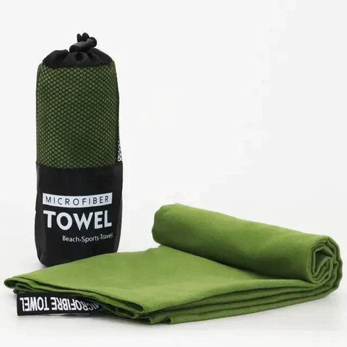 Mandotos Speedy Absorb Microfiber Towel spread out, showcasing soft, lightweight fabric ideal for quick drying and travel use