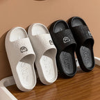 Mandotos men's summer slippers with printed little bear design, non-slip soft indoor sandals for bathroom and casual wear.