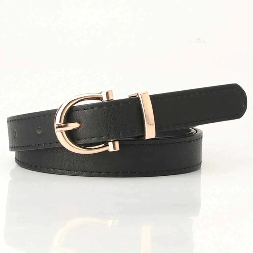Mandotos Tally vegan leather belt featuring a sleek design and adjustable buckle, ideal for casual or formal wear.