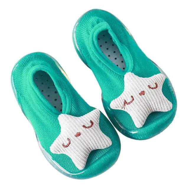 Mandotos toddler shoes in soft fabric with velcro straps, designed for comfort and easy wear for young children.