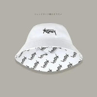 Mandotos Tropical Vibes men's Hawaiian bucket hat featuring a dual-style design, perfect for outdoor adventures year-round.