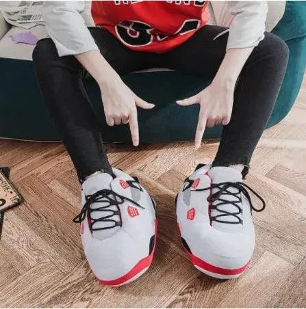 Mandotos winter warm slippers with plush lining, designed for cozy indoor comfort and indoor wear during cold weather.