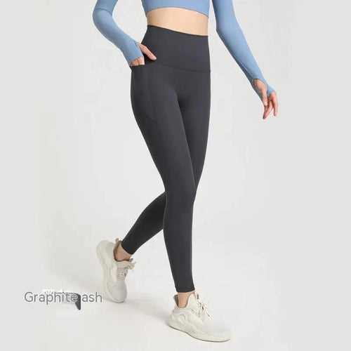 Mandotos women's dual-comfort athletic pants, breathable and flexible sportswear with a sleek design.