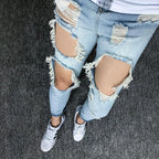 Mandotos women's oversized summer ripped cropped jeans with trendy K-style and distressed details, perfect for casual summer wear.